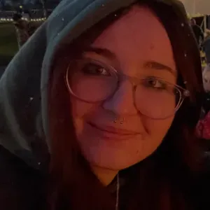 Pet sitter and walking services Arundel