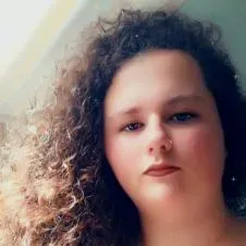 Baby sitter sérieuse et ponctuelle 