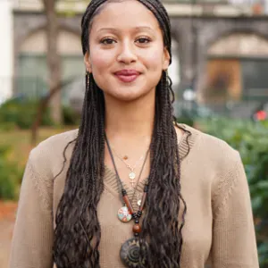 Baby-sitter expérimentée à Paris 