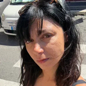 Esperta nelle pulizie casa vacanze e b&b