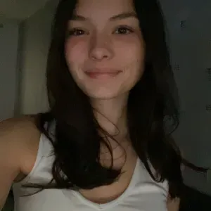 Étudiante au lycée en première générale 