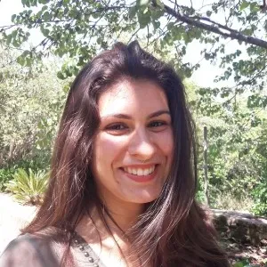 Ajudo a fazer a comida e lides domésticas