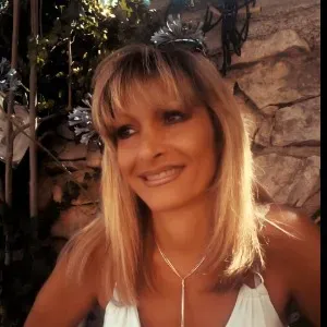 Baby sitter garde d enfants à domicile.