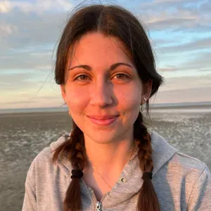 Baby sitter étudiante infirmière sur Nancy 