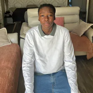 Jeune étudiante à Nantes cherchant un job 