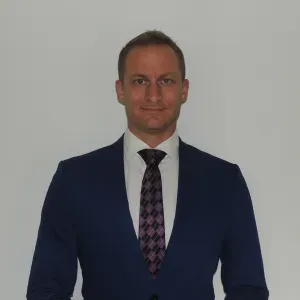 à Troyes après retour d'expatriation