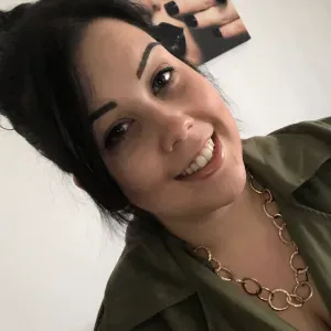 Auxiliaire de puériculture diplômée 