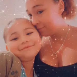 Baby-sitter maman d'une petite fille de 8ans 