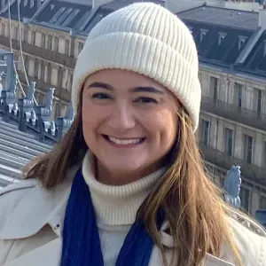 Baby-sitter expérimentéee et soigneuse