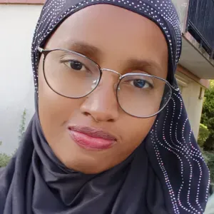 Baby-sitter sérieuse disponible à Marseille