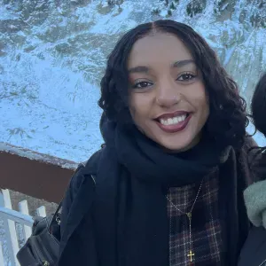 Baby-sitter experimentée et motivée