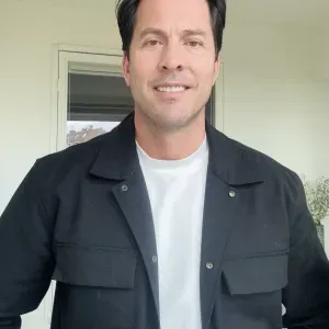 I'm looking for a cleaner near Blaak.