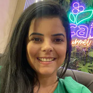 Baby sitter com experiencia na Europa