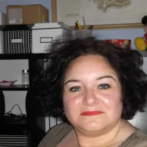 Empleada de limpieza .plancha 