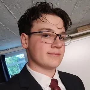 Professeur particulier polyvalent jusqu'au niveau terminal.