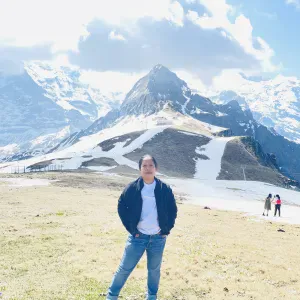 Hello, i am responsible and trusted cleaner in paris