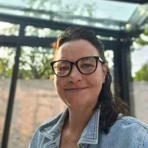 Nounou attentionnée ( mourillon, aguillon, serinette 