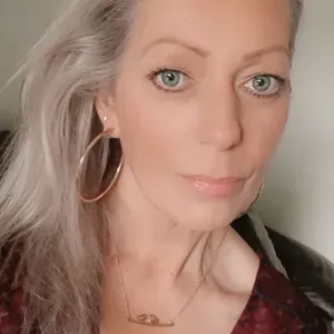 Aide ménagère dynamique et sérieuse 