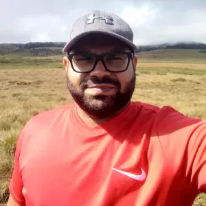 100% guarantee of the work, clean, trustworthy, punctuality.