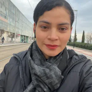 CANGURO, NIÑERA CON EXPERIENCIA EN ZARAGOZA 