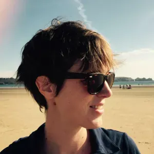 Cherche baby-sitter pour 2 enfants après l'école