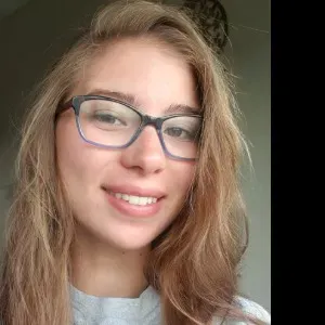 Trustworthy individual looking for work in childcare