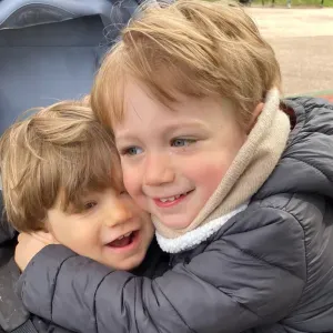 recherche nounou - Port / Nice Est