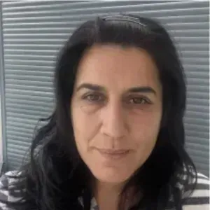 Femme de ménage, repassage, courses et organisation.