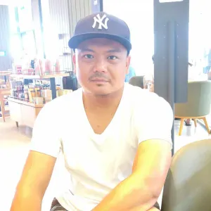 Reliable Housekeeper in Paris