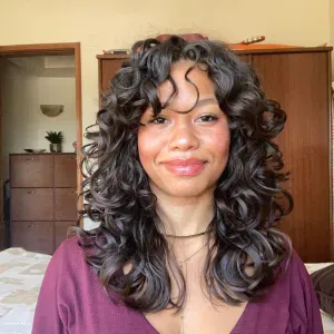 Babysitter e petsitter com leve exériência.