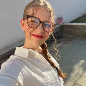 Baby sitter motivée et dynamique à Nancy 