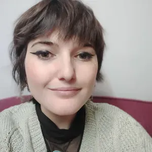 Etudiante propose babysitting occasionnel ou régulier