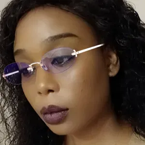 Dame de compagnie et aide à domicile 