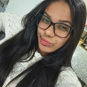 Empregada de limpeza  responsável em seixo, mira.