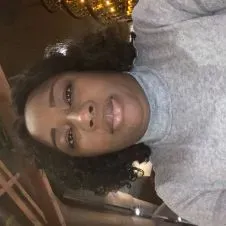 Baby sitter expérimentée à Paris 