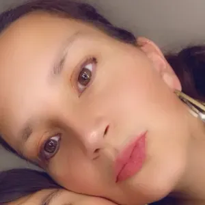 Je suis une personne à l'écoute disponible attentionnée