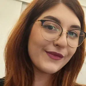 Cat sitting a Pedara e dintorni