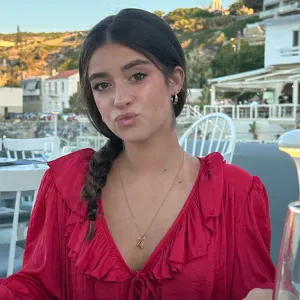 Baby-sitter à Lyon 3, étudiante en psychologie 