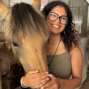 Jeune Pet sitter à Bron (69500)