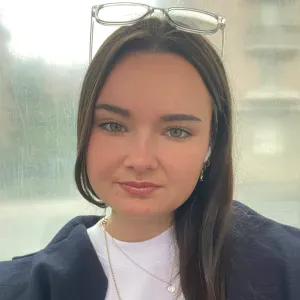 Tutrice pour aide aux devoirs et cours particuliers 