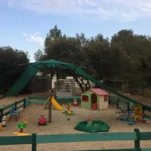 Assistante maternelle agréée, diplômée