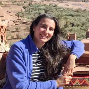 Experienced babysitter looking for a job