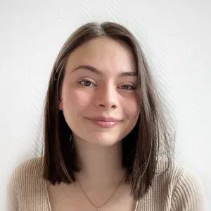 Baby-sitter sérieuse et bienveillante