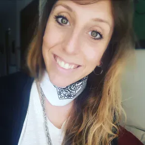 Niñera con experiencia en París