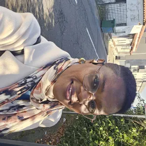 Terapeuta em Medicina Tradicional Chinesa disponível 