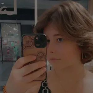 Je recherche une baby-sitter