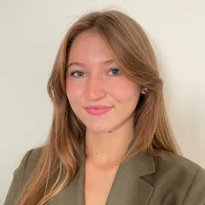 Babysitter French and/or English !!