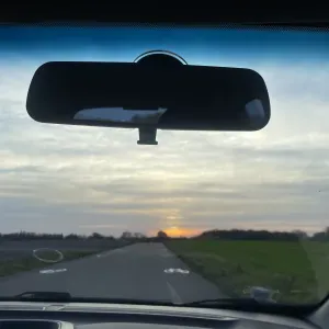 Baby-sitter disponible vos loulous 