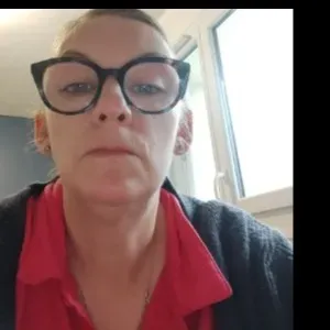 Sortir chien et ménage et jardinage 