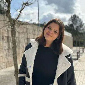 Posição para um empregado de limpeza em Albergaria-a-Velha